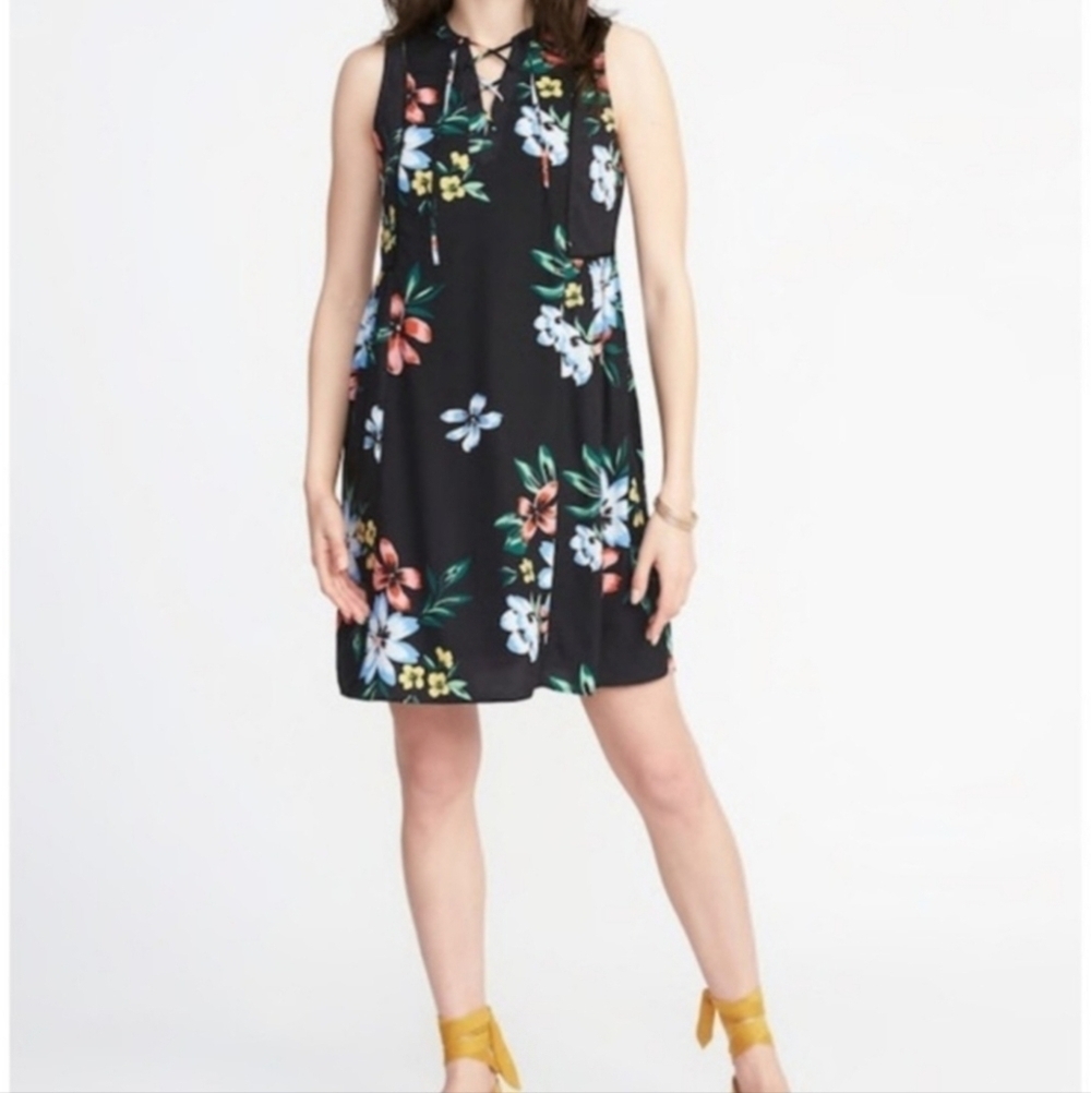 NWT Old Navy | Sleeveless Black Floral Dress Women's Large L Criss Cross Neck